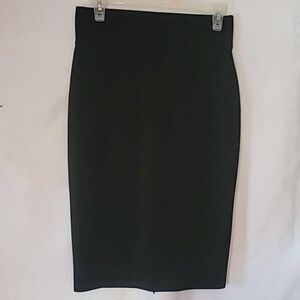 Alfani Black A-Line Skirt, Nice Skirt With Zipper Back. (93)